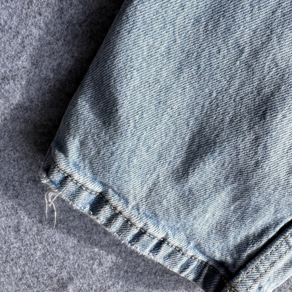 Zara High Rise Straight Leg Jeans Size 4 Light Wash Distressed Hem - Picture 4 of 12